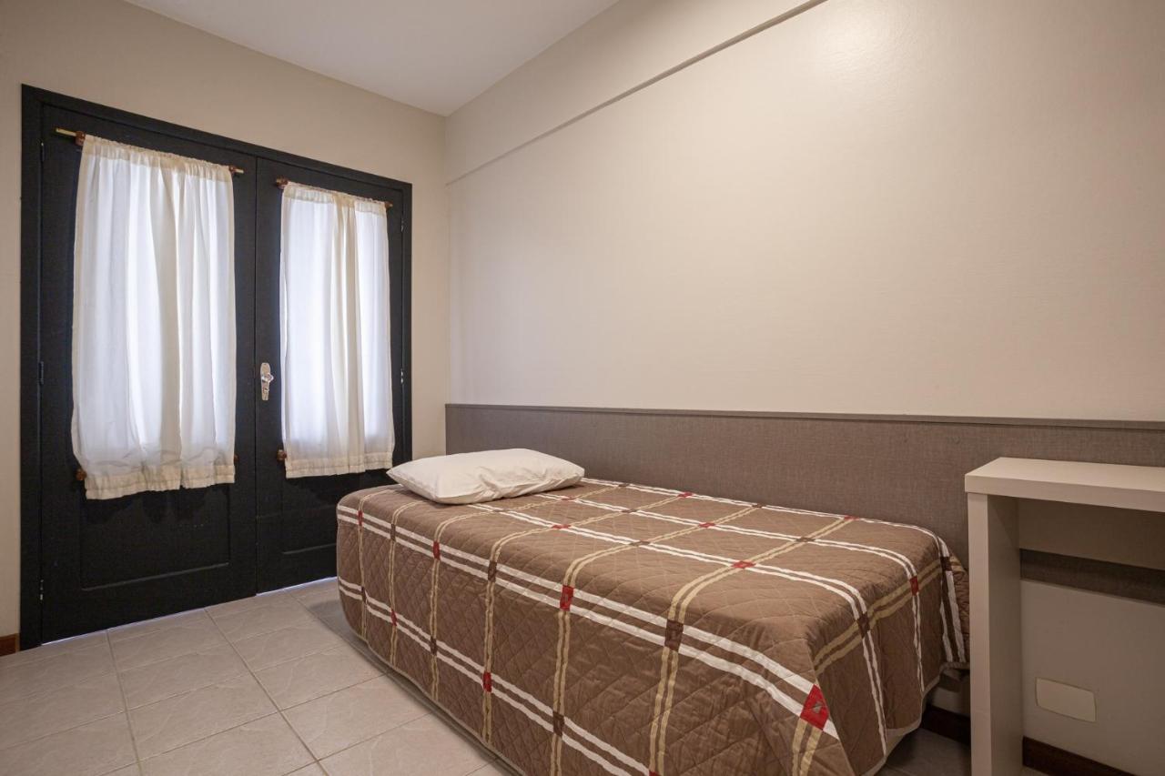A Furninha Hotel Торрес Екстер'єр фото